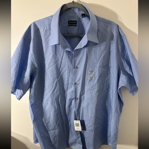 Van Heusen Shirt Mens 18 Button Down Blue Short Sleeve NWT - Picture 1 of 4